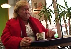 Bunica este barajul andreea balan xxx