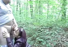 Femeie Bărbat dolofan în pădure mature publi 24
