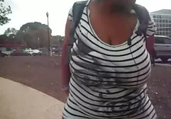 Legume tetuda en la calle pizde futute de cal