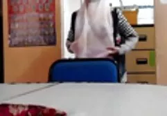 Cu glugă, țâțe, intermitent ffm pornstars