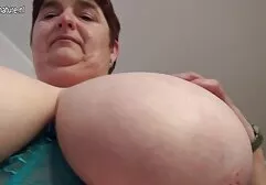 Mama în ciorapi albi babe care ia muie