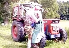Tractoare vechi și lapte fete drăguț lui. teen petit gay xxx