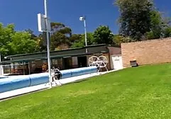 Soția mea Nicki intermitent pentru piscină de salvare videoclipuri porno cu grase