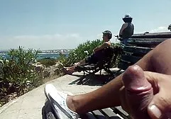 Gros, în aer liber, și pentru două xxx couple seduce mmf