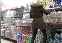 Blonde, germană și supermarket xxx cu studente bune