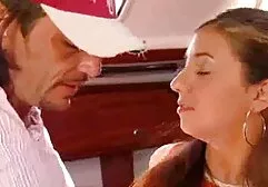 Anal pe barca-anal pe barca sexy car femdom