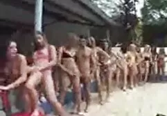 Travestit Țara Minunilor
