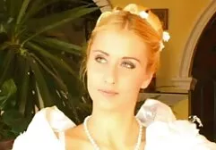 Nunta pide blonde nud