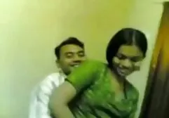 Sex de lahore  femei care se fut cu animale gratis