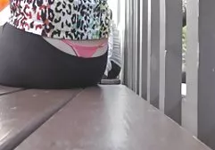 Coada de balenă în baie sex cu prietena sotiei