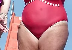 Fată goală pe plajă, futai cu oana