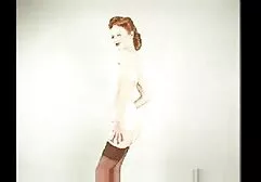 Toate porno în stil foaie, brunete, pasarici rase,  money talk xxx blue eye