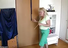 Adulți India cu părinții că adulții se joace cu femeile  femei goale pe plaja