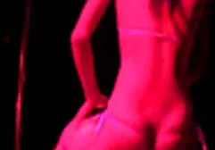 Interzis 25 Thai Dansatori femei care se fut cu caini si cai