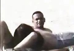 Plaja video-Oral sex intre sani