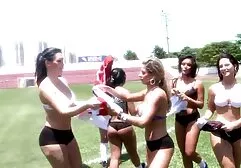 Fetele joacă fotbal  sex orgasme video