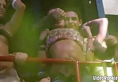 Nebun în stradă pui pe display mature woman hentai