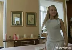 Adolescent timid se transformă într-o curvă care este fierbinte și urât! twitter men at work gay