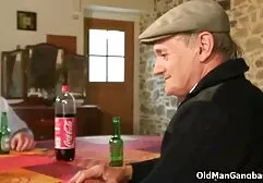 Dublu dracu pe masa  mature paroase sex
