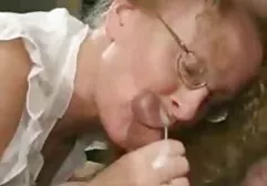 Gura  pizda fututa tare